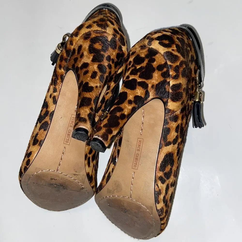 Vince Camuto VC-KEVIA Animal Print Calf- Hair Boots Woman Shoes Size 6M